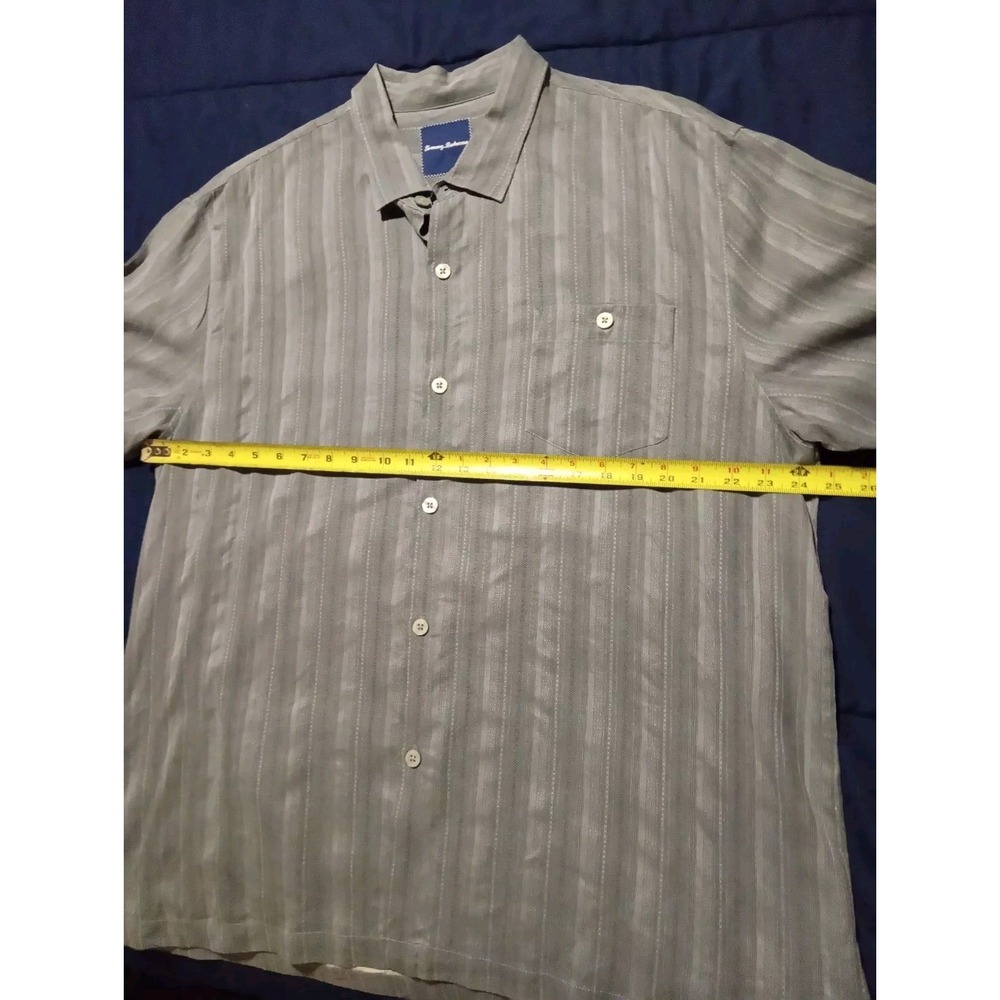 Tommy Bahama Shirt Men's XXL 100% Silk Button Up Gray‎ Stripe Short Sleeve - Picture 2 of 6